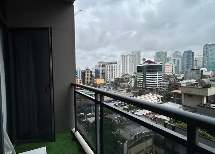 Apartment Quiet With Fast Wifi, Own Balcony, Pool And Gym