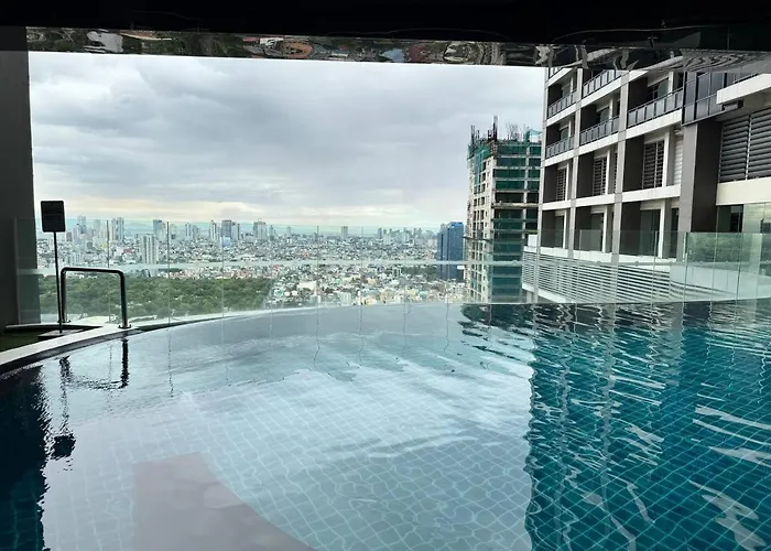 Apartment Quiet With Fast Wifi, Own Balcony, Pool And Gym