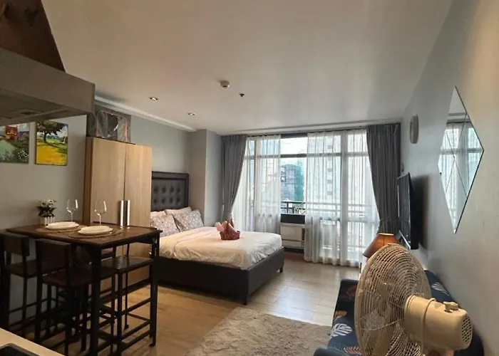 Apartment Quiet With Fast Wifi, Own Balcony, Pool And Gym *
