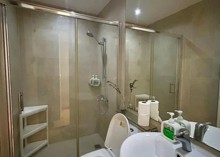 Quiet With Fast Wifi, Own Balcony, Pool And Gym Manila
